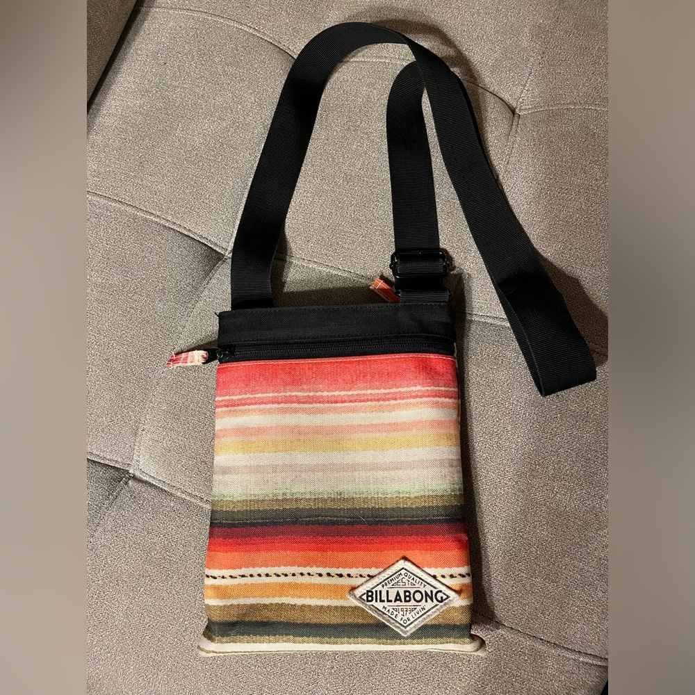 Billabong Good Vibes Serape cross body purse